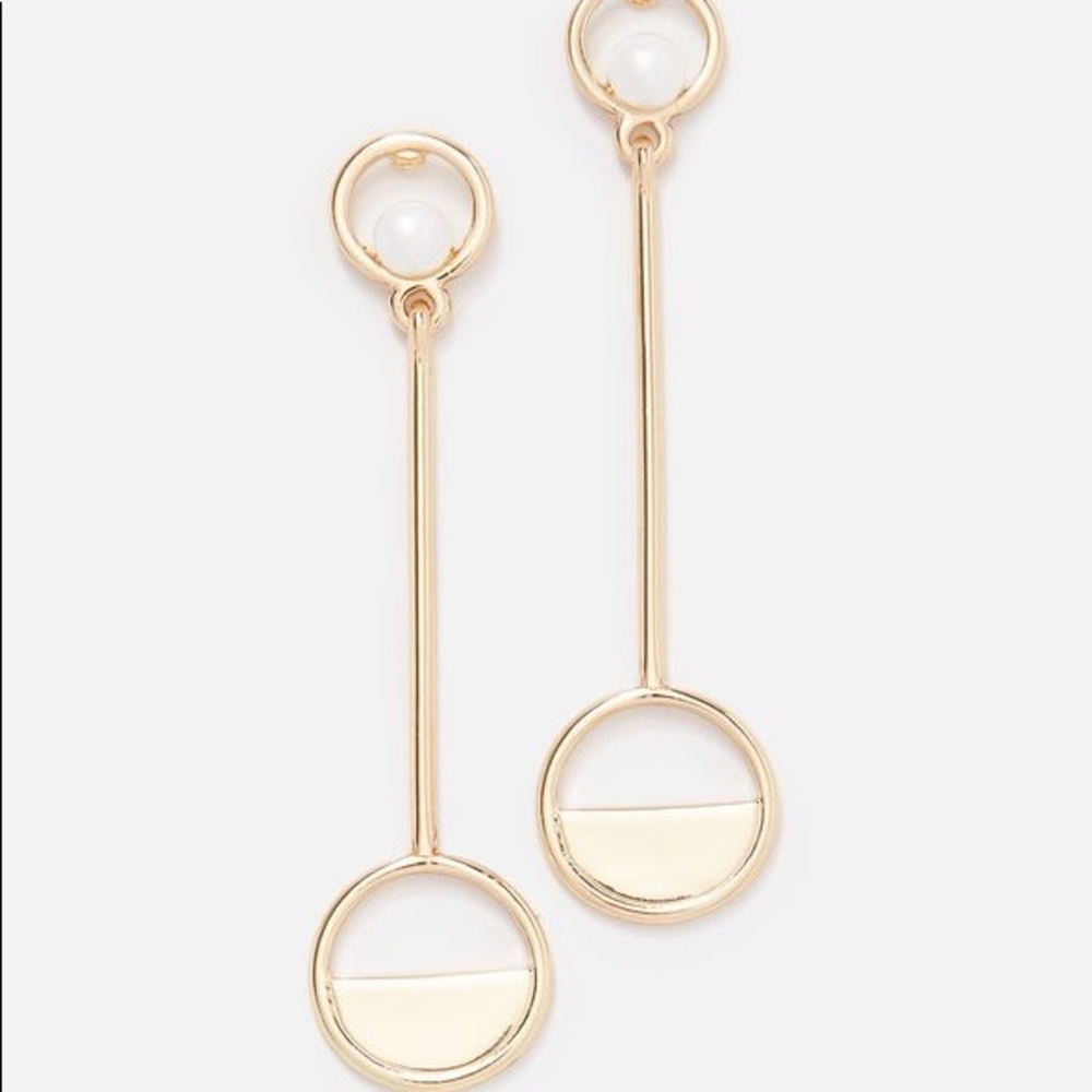 Gorgeous earrings. NWT